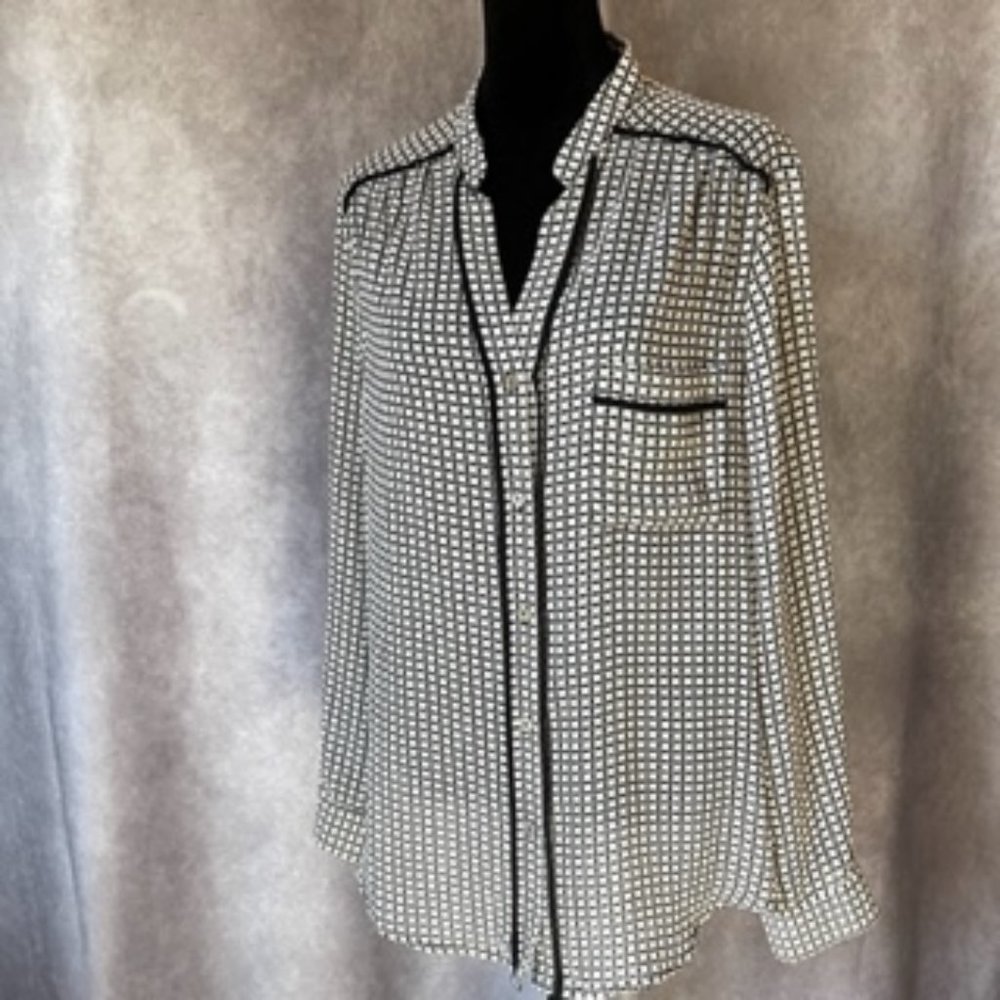 Max Studio Off White and Black Long Sleeve Top Size M